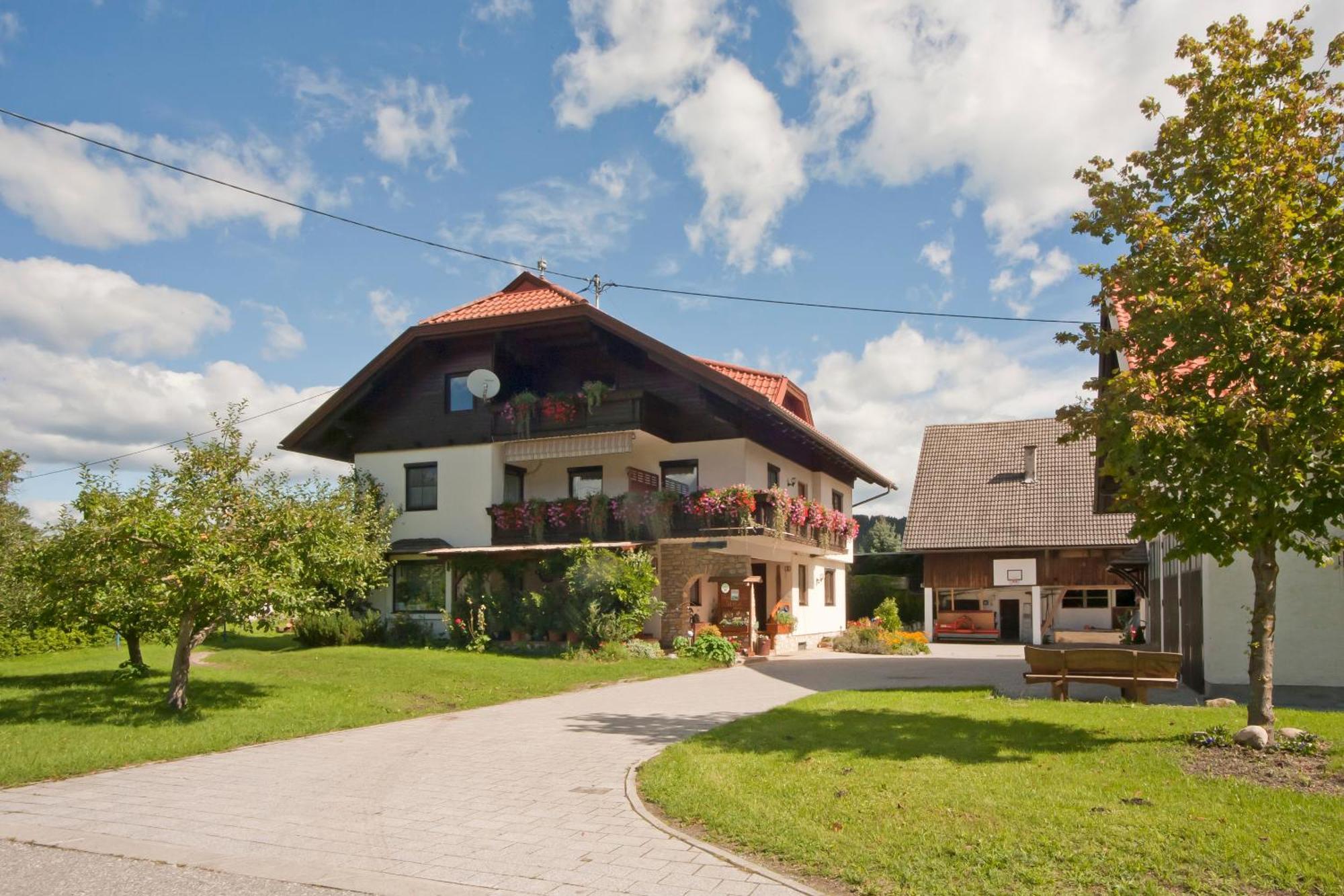 Ferienwohnung Sima Velden am Wörthersee Екстериор снимка