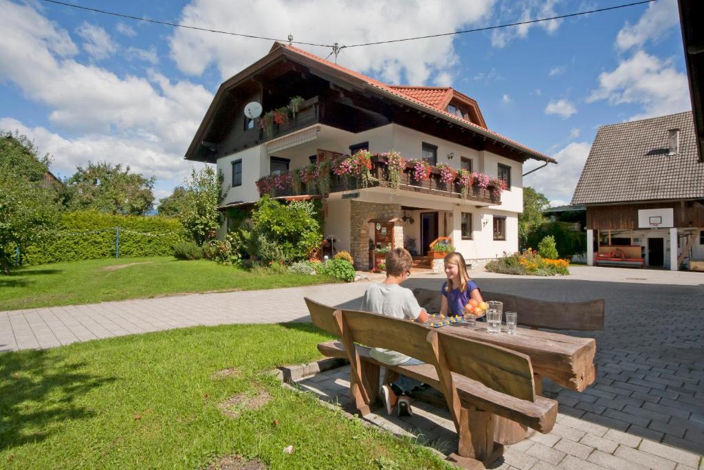 Ferienwohnung Sima Velden am Wörthersee Екстериор снимка